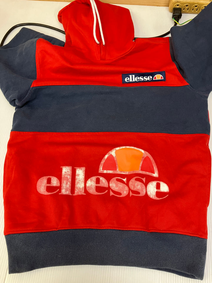 【激安古着】 ellesse　パーカー　トップス