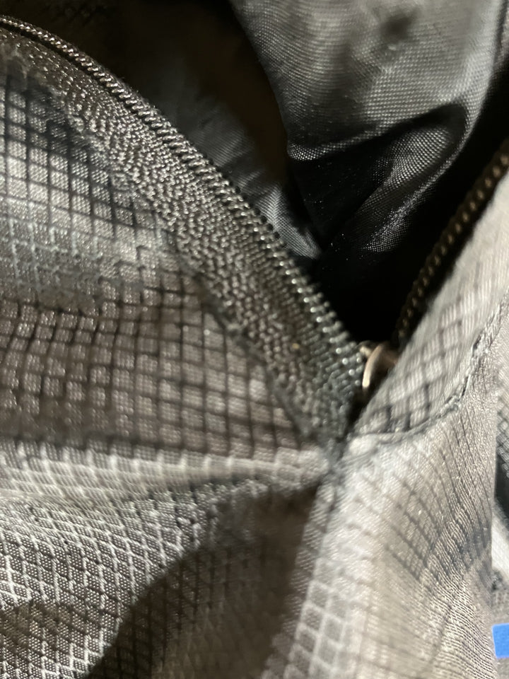 【激安古着】 adidas　ブルゾン/ジャンパー　アウター