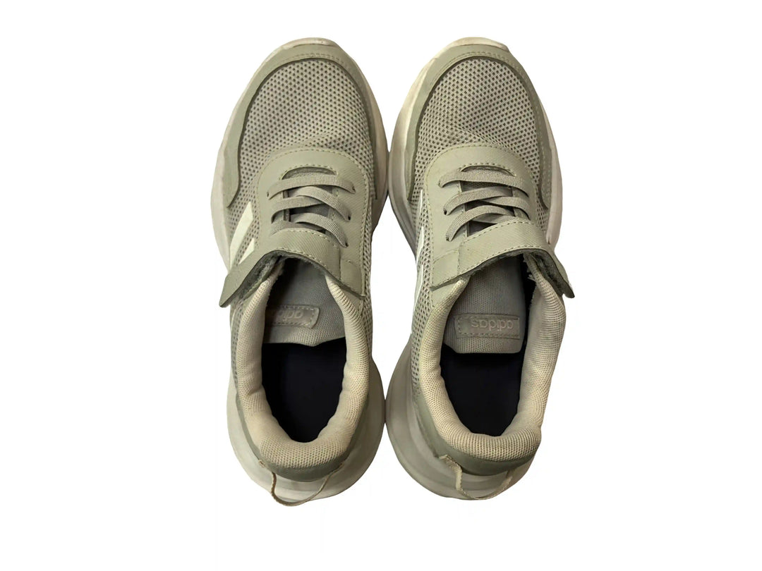 【小物/雑貨】 adidas　スニーカー　シューズ