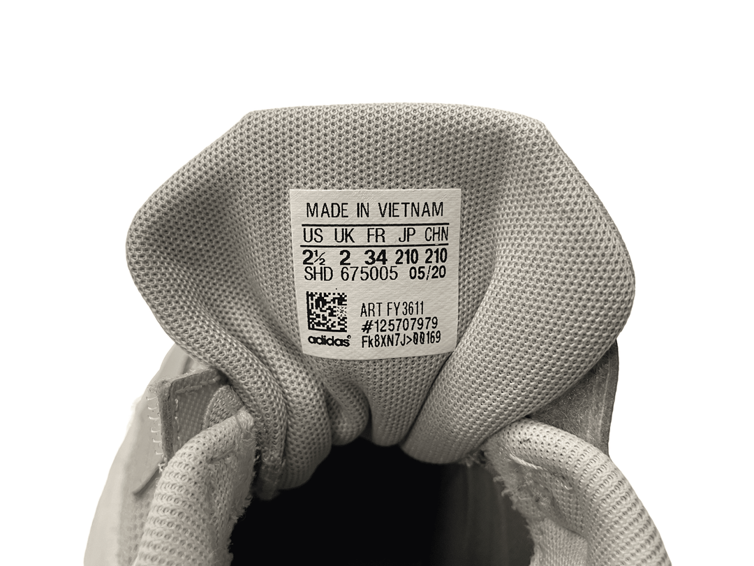 【小物/雑貨】 adidas　スニーカー　シューズ