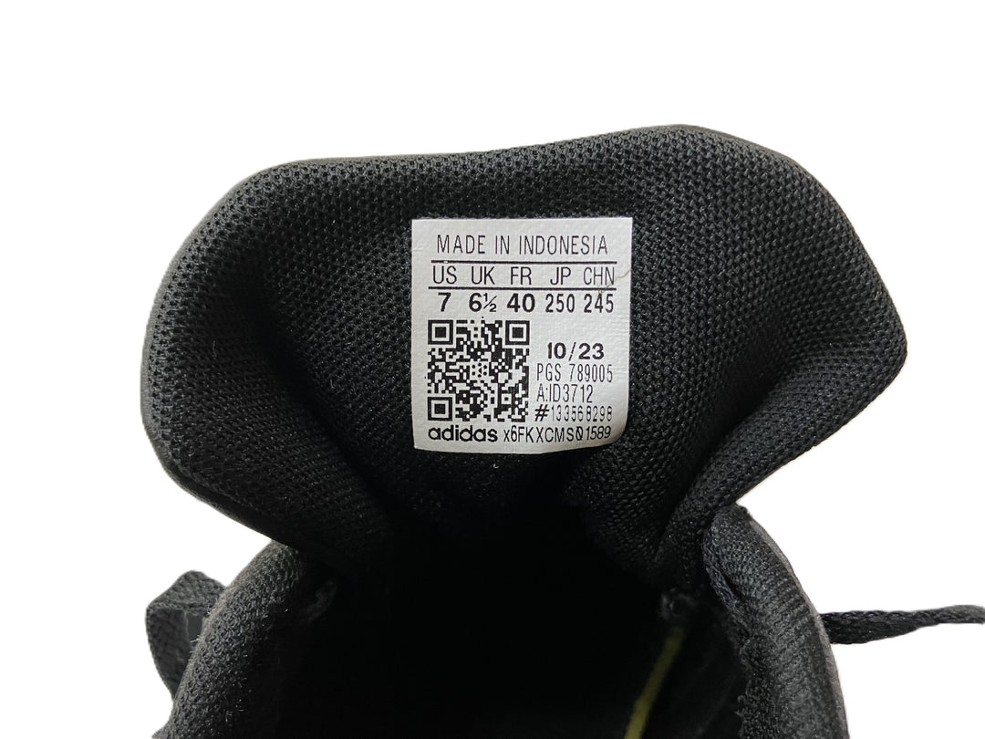 【小物/雑貨】 adidas　スニーカー　シューズ