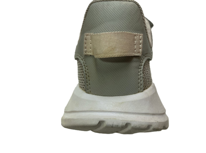 【小物/雑貨】 adidas　スニーカー　シューズ