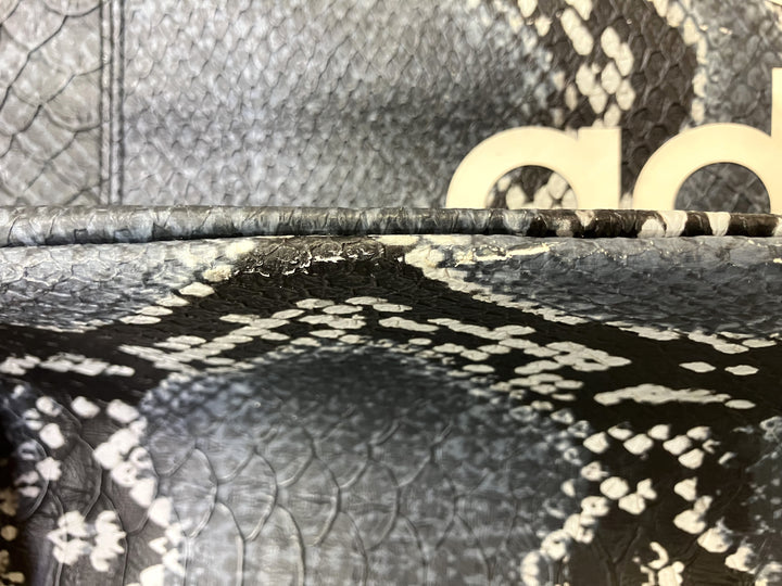 【小物/雑貨】 adidas　その他 カバン　バッグ