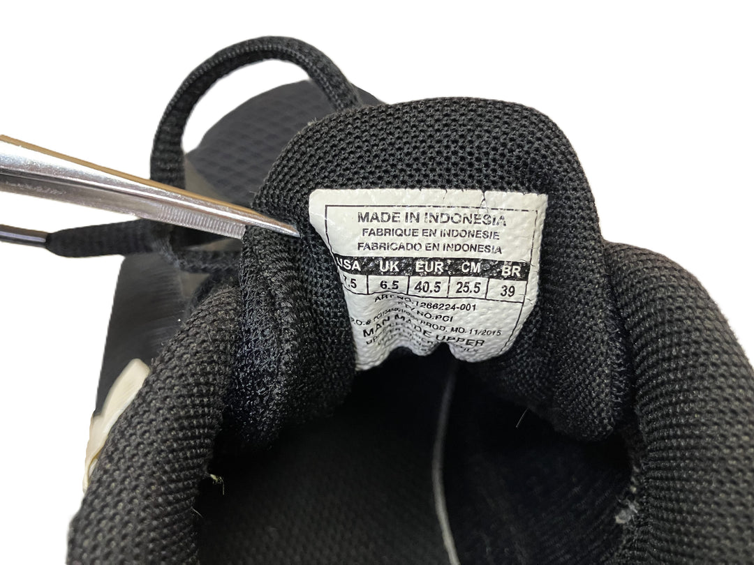 【小物/雑貨】 UNDER ARMOUR　その他 シューズ　シューズ