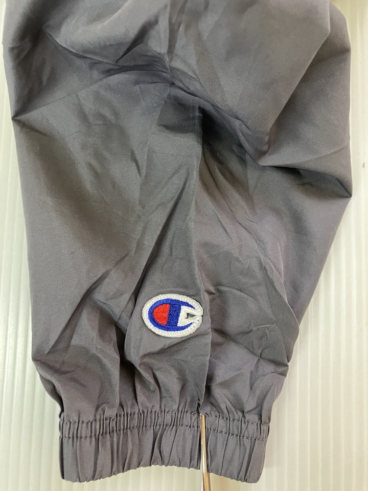 【激安古着】 Champion　ナイロンジャケット　アウター