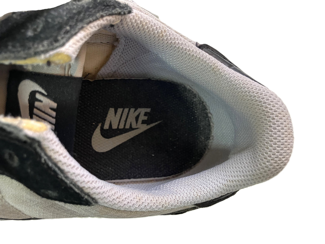 【小物/雑貨】 NIKE　スニーカー　シューズ