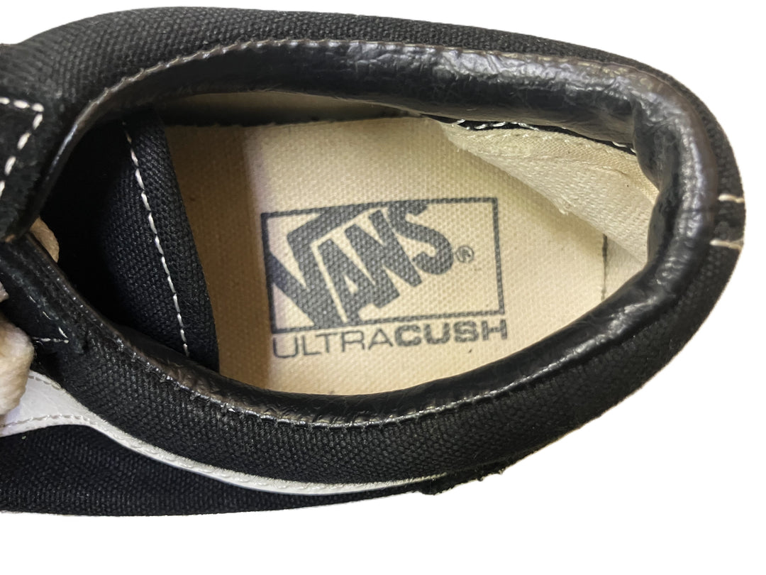 【小物/雑貨】 VANS ULTRACUSH　スニーカー　シューズ