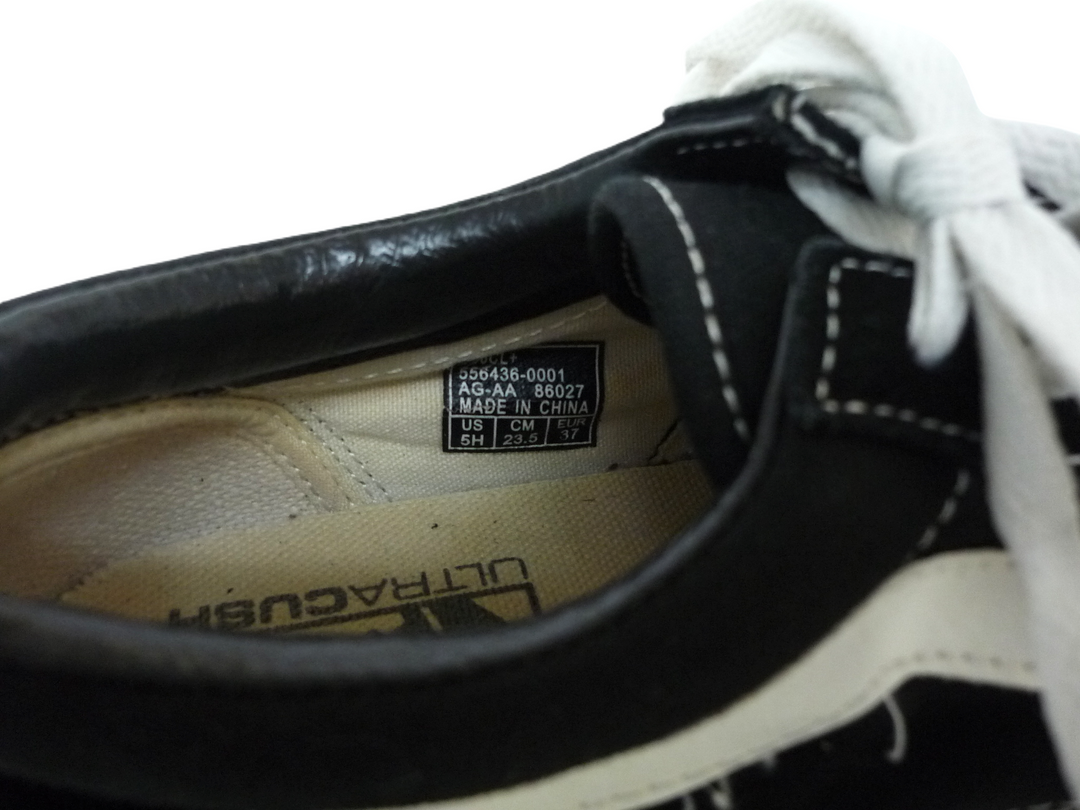 【小物/雑貨】 VANS ULTRACUSH　スニーカー　シューズ