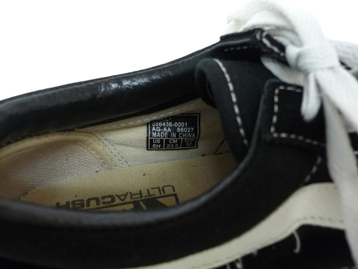 【小物/雑貨】 VANS ULTRACUSH　スニーカー　シューズ