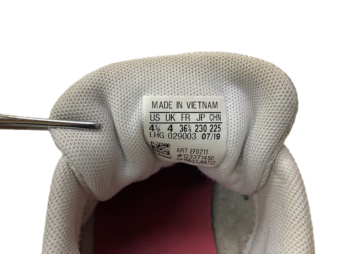 【小物/雑貨】 adidas　スニーカー　シューズ