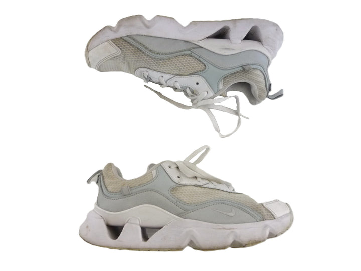 【小物/雑貨】 NIKE　スニーカー　シューズ