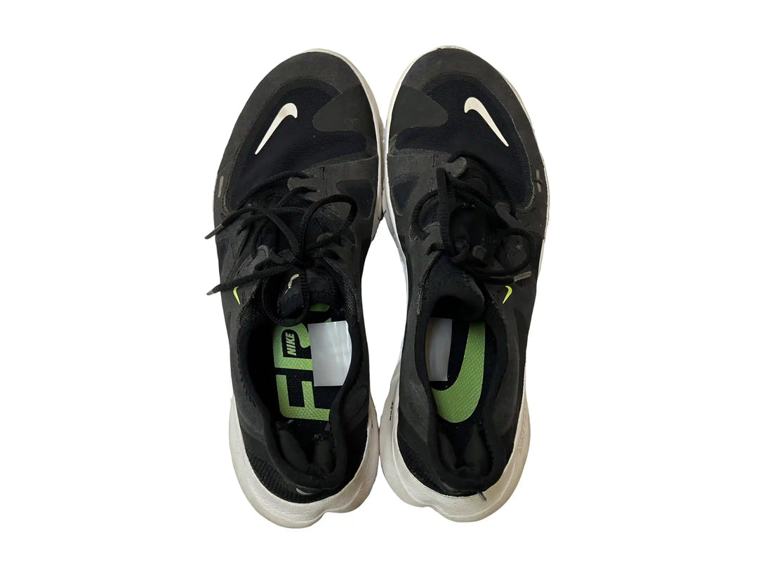 【小物/雑貨】 NIKE FREE　その他 シューズ　シューズ