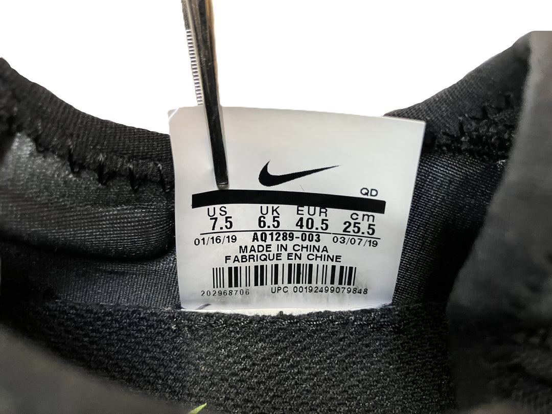 【小物/雑貨】 NIKE FREE　その他 シューズ　シューズ