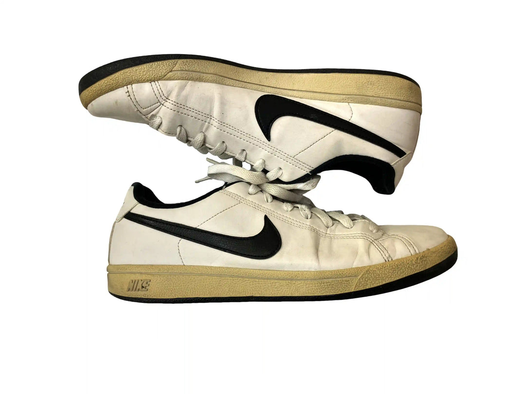 【小物/雑貨】 NIKE　スニーカー　シューズ