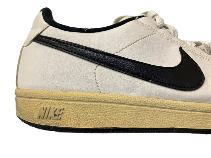 【小物/雑貨】 NIKE　スニーカー　シューズ