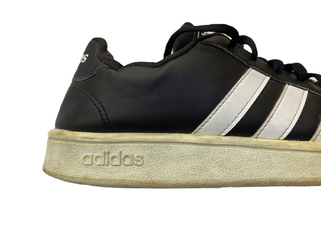 【小物/雑貨】 adidas　スニーカー　シューズ