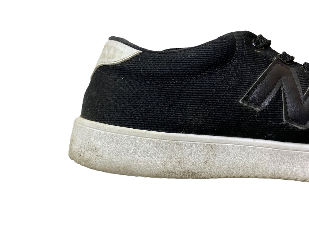 【小物/雑貨】 new balance　スニーカー　シューズ