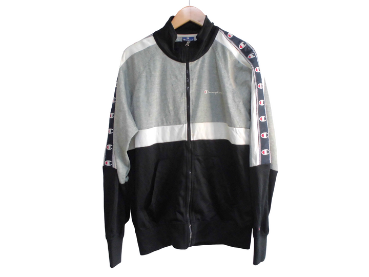 【激安古着】　Champion　ジップアップパーカー　アウター