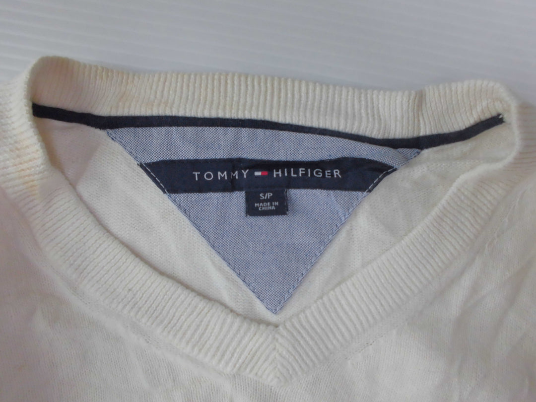TOMMY HILFIGER　ニットorセーター　トップス
