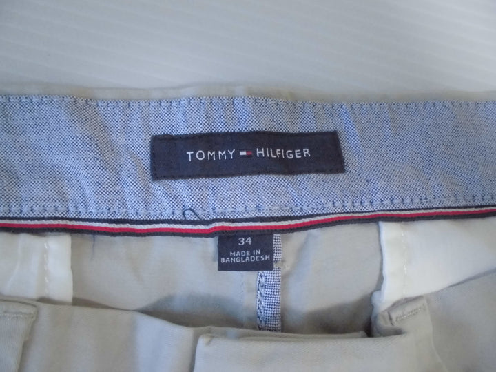 TOMMY HILFIGER　ショート/ハーフパンツ　パンツ