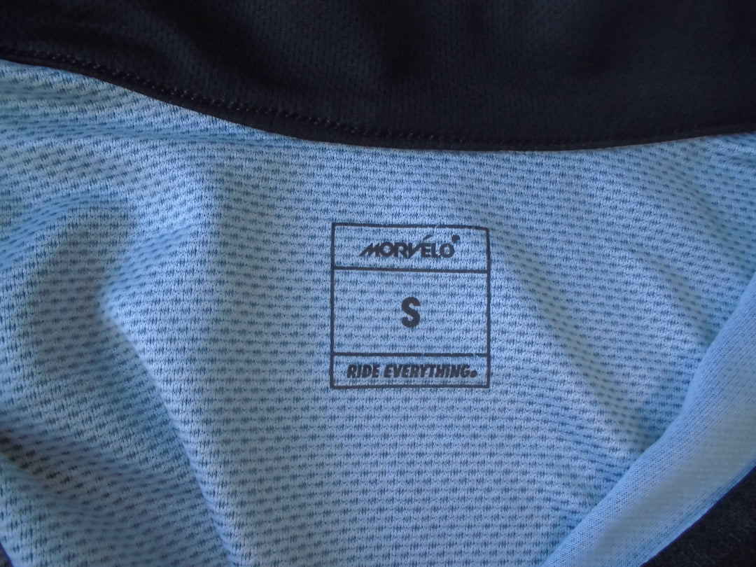 MORVELO　長袖ジャージorスポーツウェア　トップス