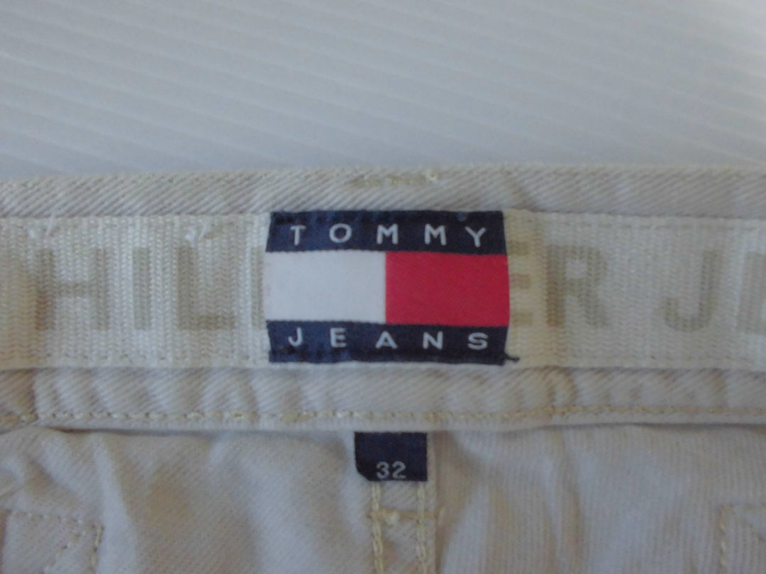 TOMMY HILFIGER　ショート/ハーフパンツ　パンツ
