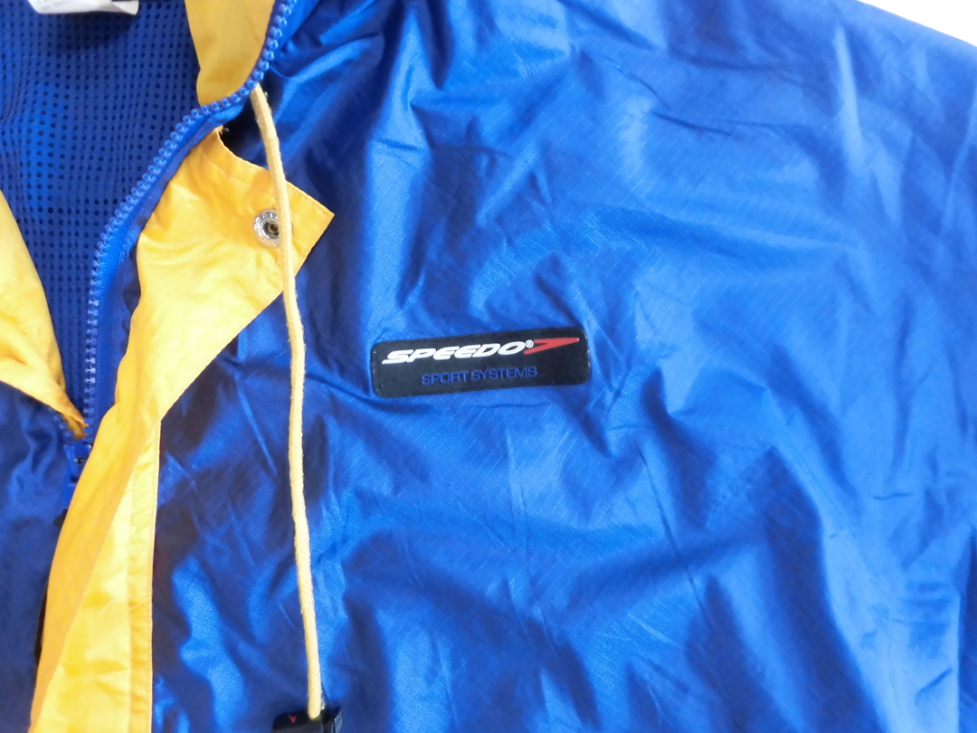 【激安古着】 speedo　ナイロンジャケット　アウター