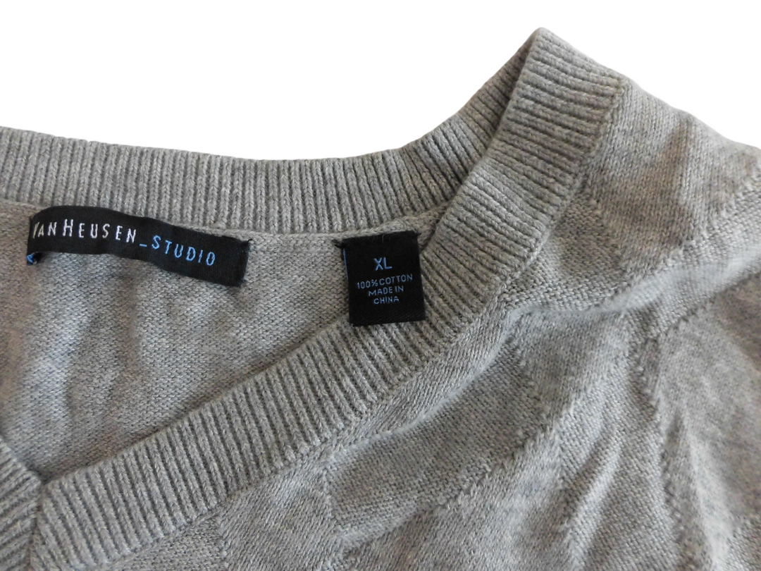 【激安古着】 VANHEUSEN _STUDIO　ニットorセーター　トップス