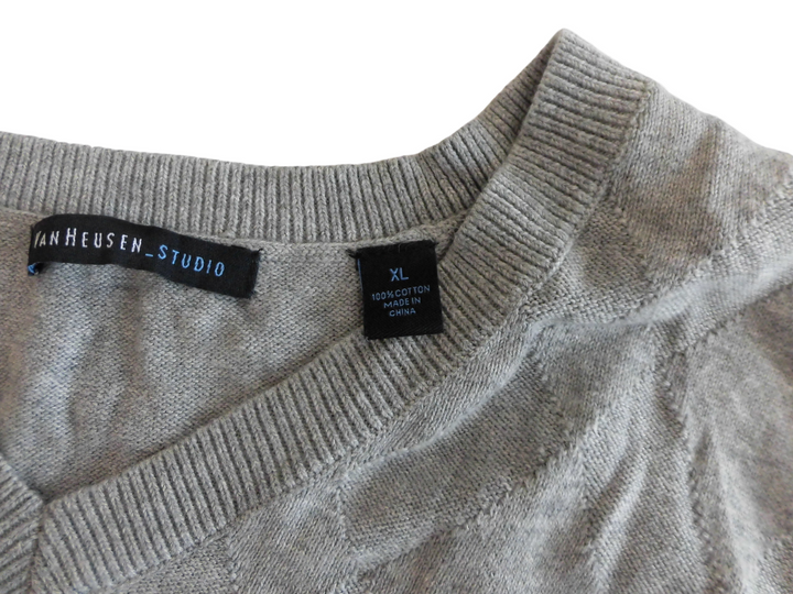 【激安古着】 VANHEUSEN _STUDIO　ニットorセーター　トップス