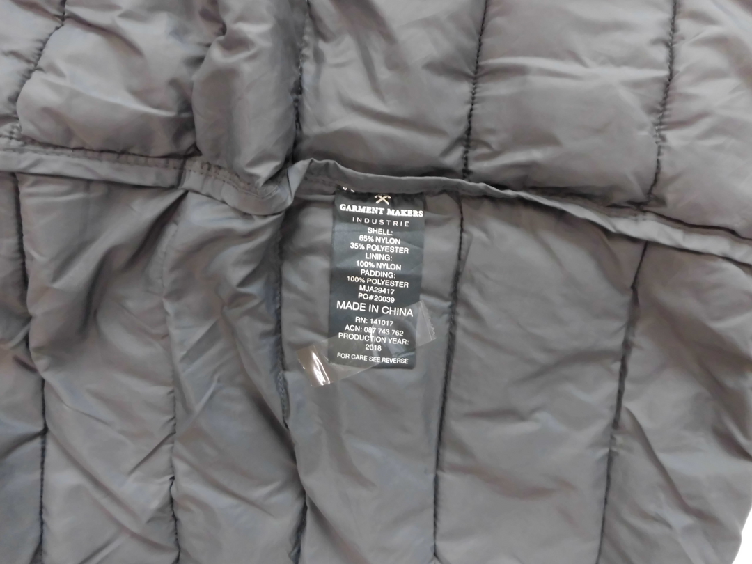 【激安古着】 INDUSTRIE CO　ダウン,中綿ベスト　アウター