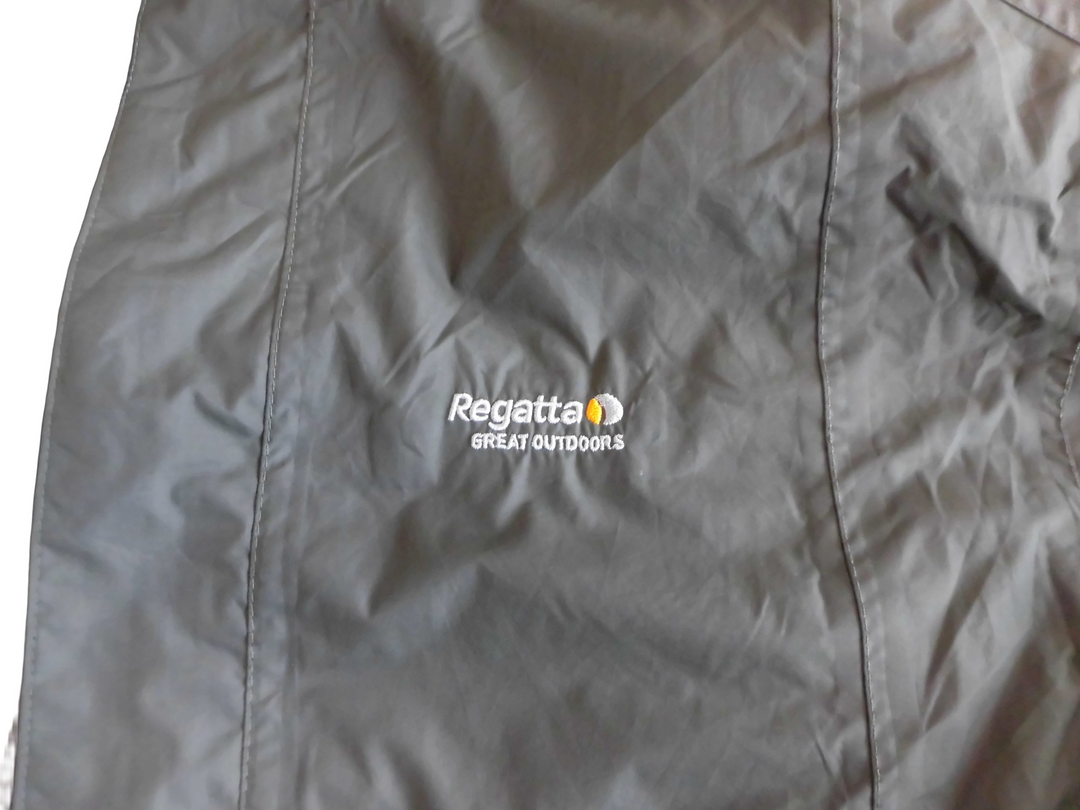 【激安古着】 Regatta　ナイロンジャケット　アウター