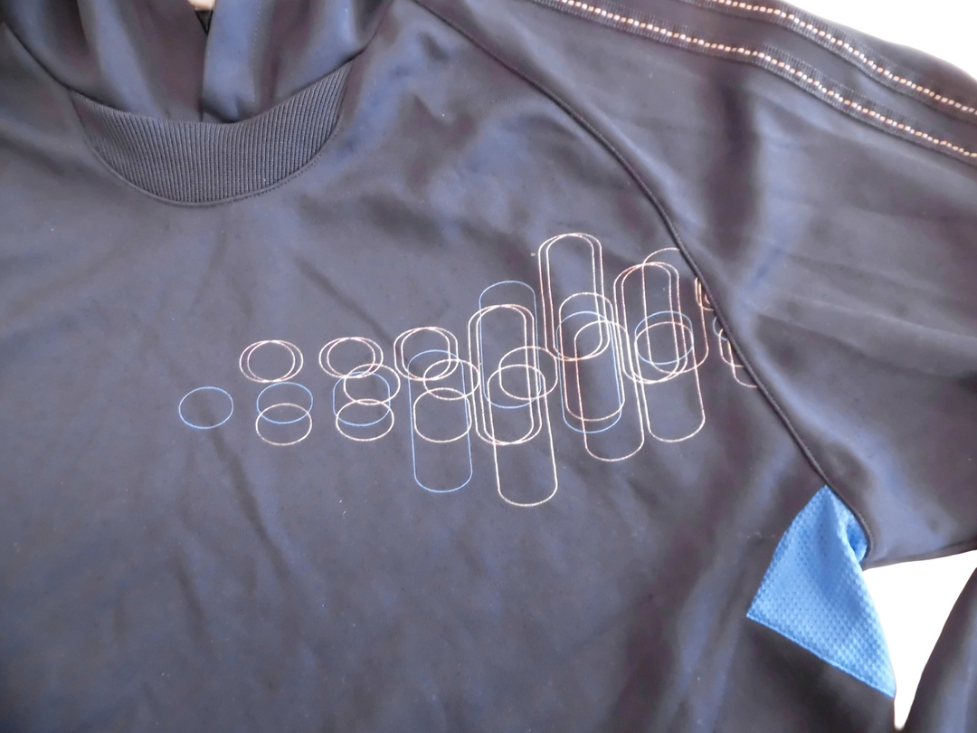 【激安古着】 adidas　パーカー　トップス