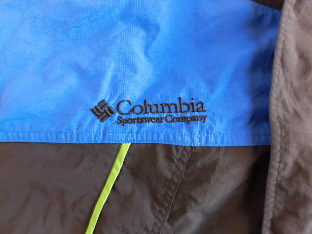 【激安古着】 columbia　ナイロンジャケット　アウター