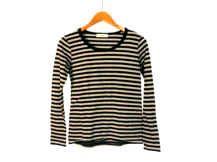 【激安古着】 Lindy　長袖Tシャツ　トップス