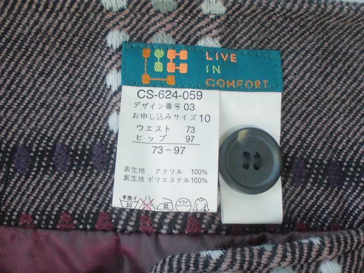 【激安古着】　LIVE IN COMFORT　ミディアム丈　スカート