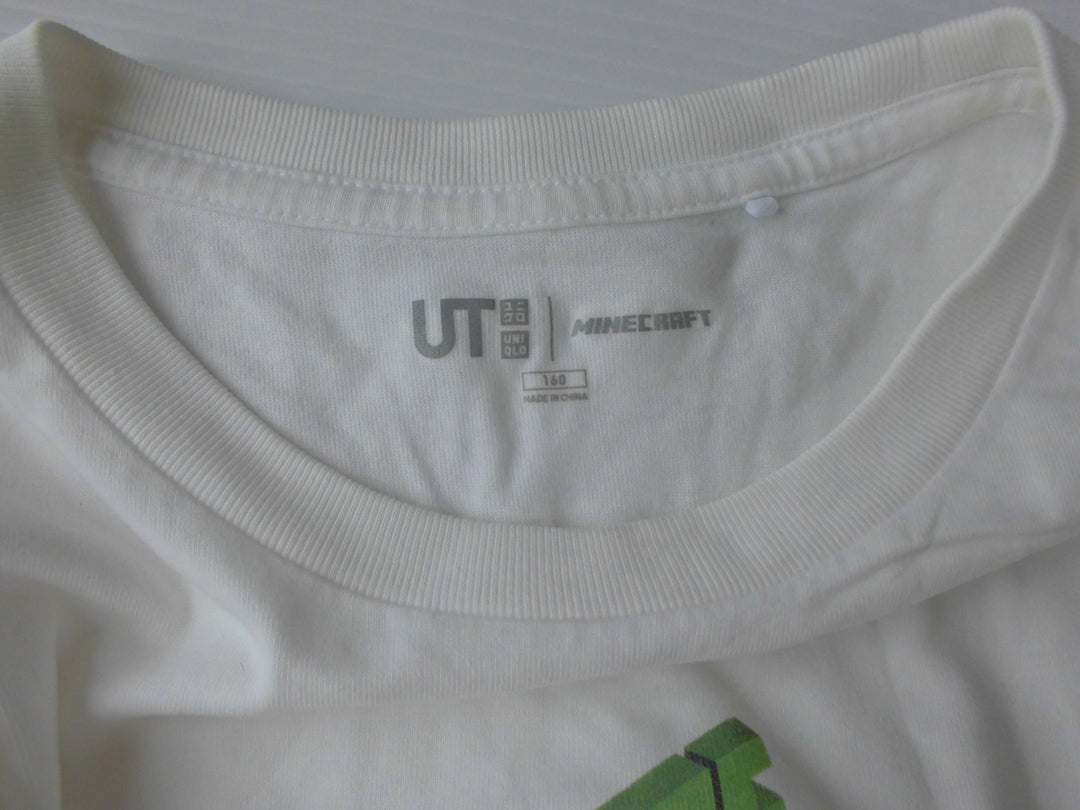 【激安古着】　UNIQLO ユニクロ　半袖Tシャツ　トップス