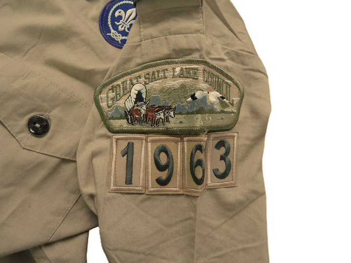 【激安古着】 OFFICIAL YOUTH SHIRT　半袖シャツ　トップス