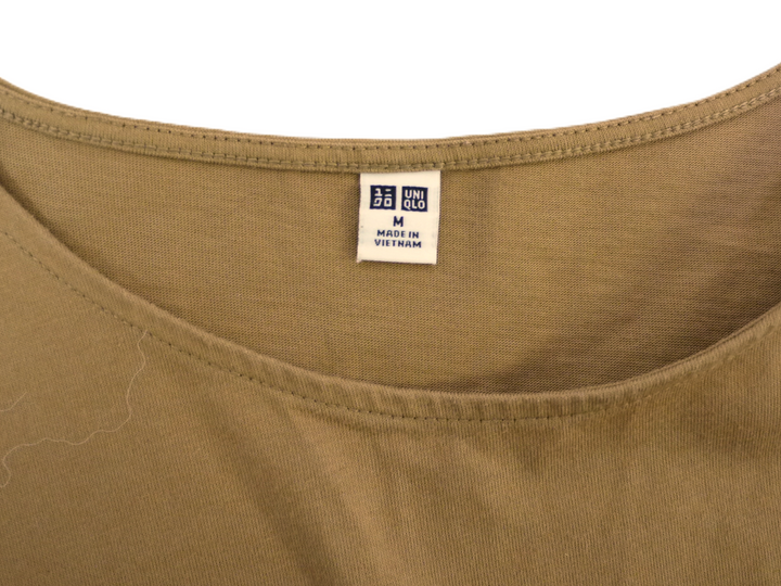 【激安古着】 ユニクロ　半袖Tシャツ　トップス