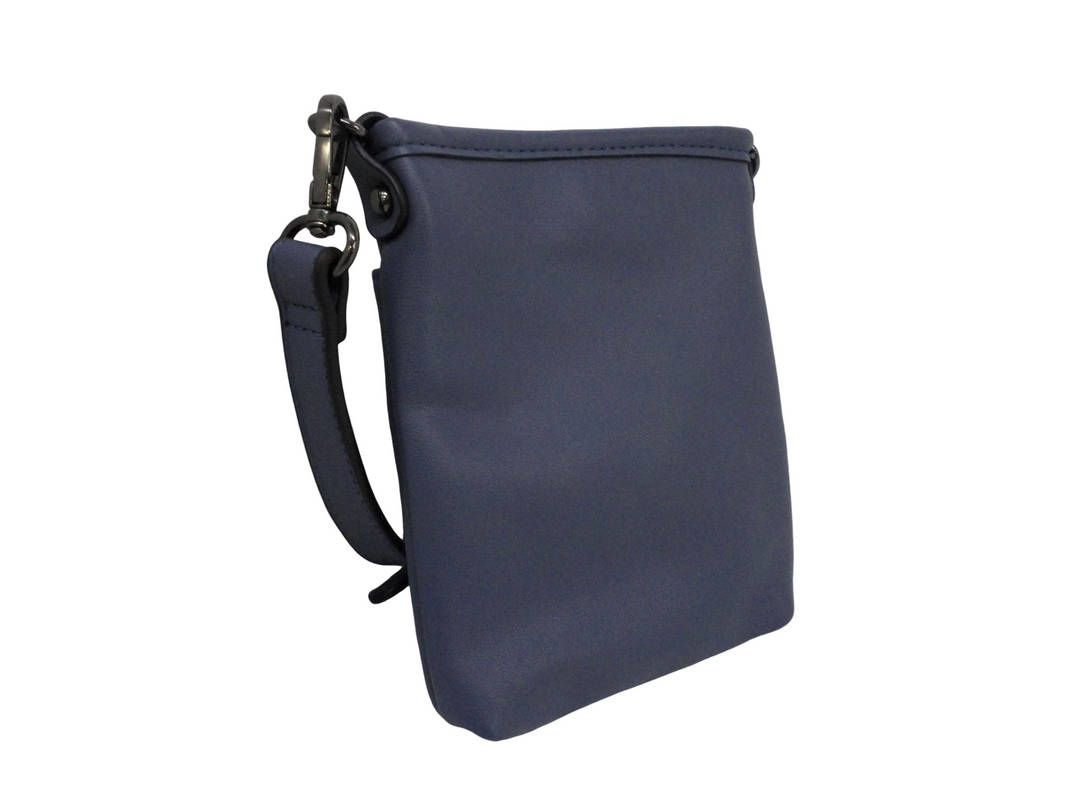 GUSCIO　ショルダーバッグ　バッグ