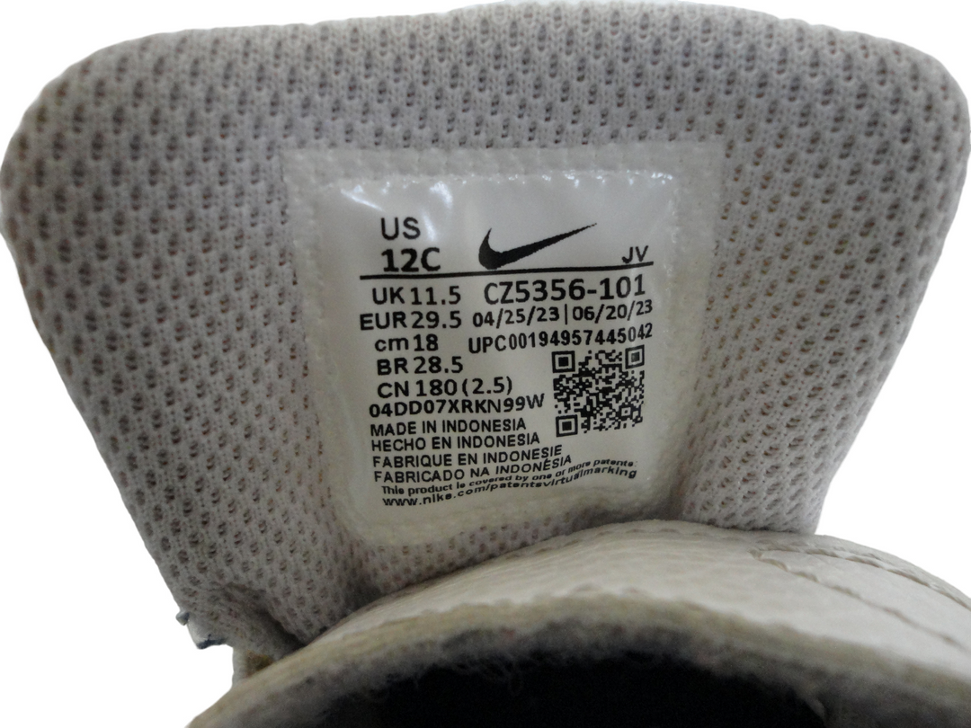 【小物/雑貨】 NIKE,ナイキ　スニーカー　シューズ
