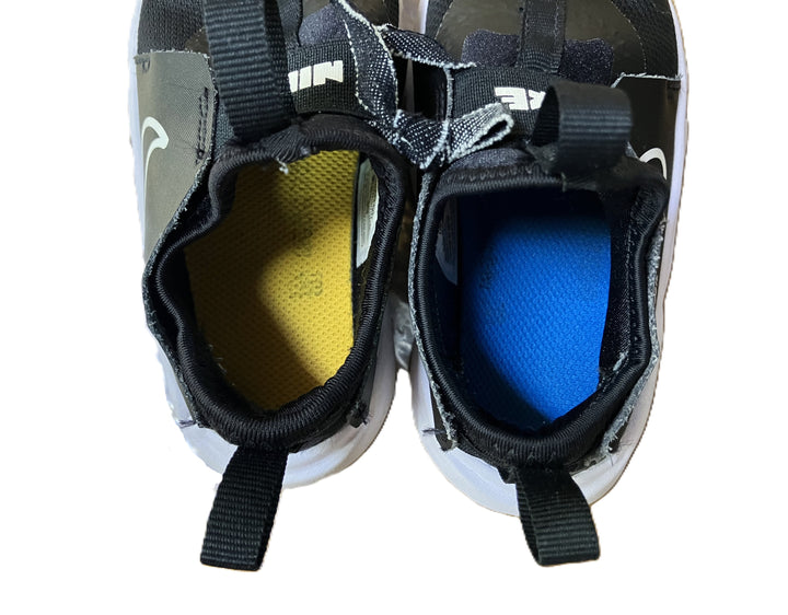 【小物/雑貨】 NIKE　ナイキ　スリッポン　シューズ