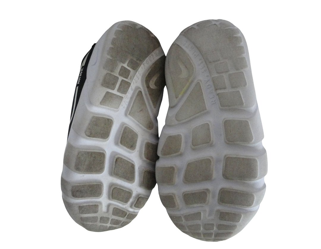 【小物/雑貨】 NIKE　ナイキ　スリッポン　シューズ
