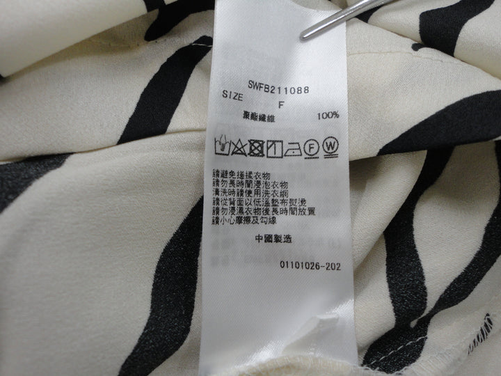 【激安古着】 SNIDEL　半袖シャツ　トップス