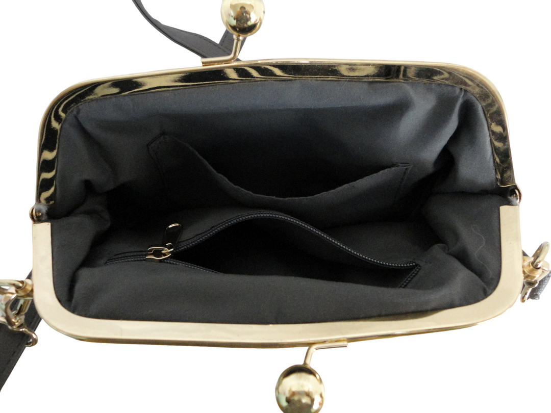 【小物/雑貨】　ブランド名不明　ショルダーバッグ　バッグ