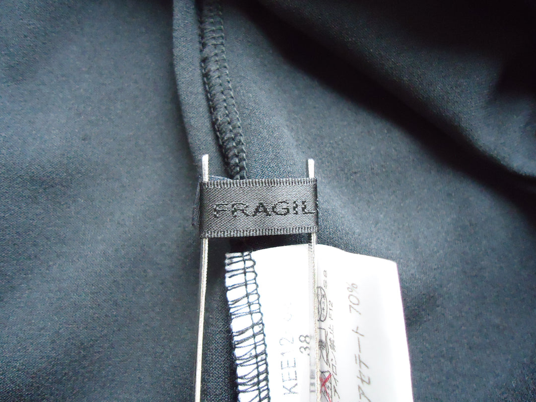 【激安古着】 FRAGILE　長袖Tシャツ　トップス