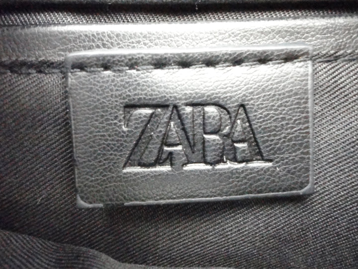 【小物/雑貨】 ZARA　ショルダーバッグ　バッグ