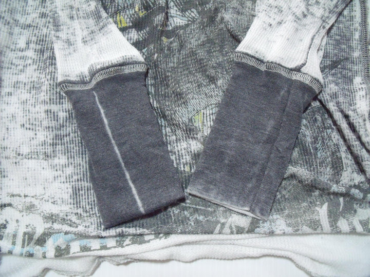 【激安古着】 Broken English　長袖Tシャツ　トップス