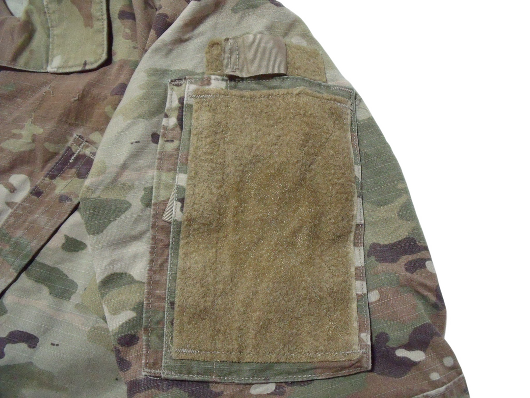 【激安古着】　アメリカ陸軍服　長袖シャツ　トップス