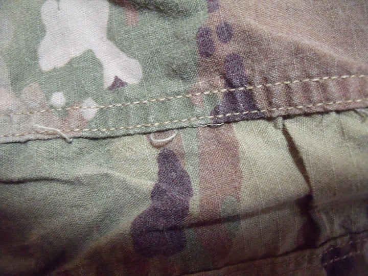 【激安古着】　アメリカ陸軍服　長袖シャツ　トップス