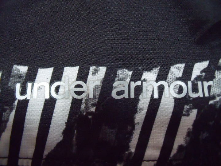 【激安古着】 under armour　ナイロンジャケット　アウター